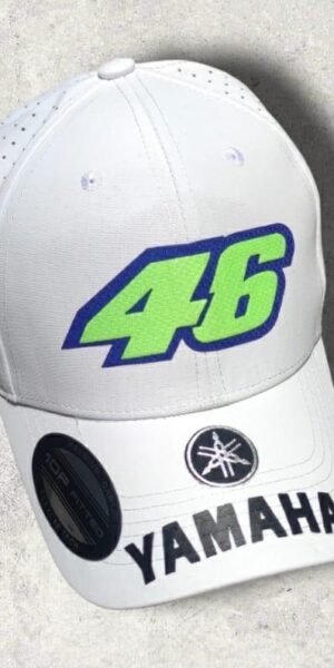 Gorra Deportiva Racing - Yamaha 46 - Blanca Flex - Ajuste Hebilla