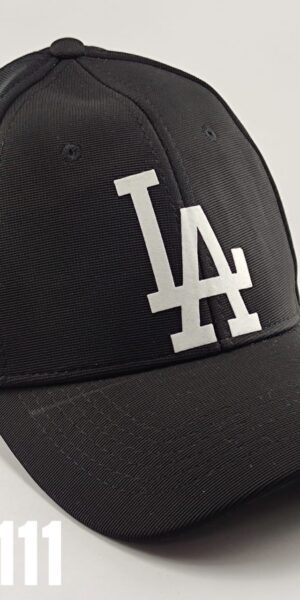 Gorra Clásica - LA - Negro Flex - Ajuste Hebilla