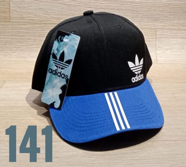 Gorra Clasica - Adi Clasico lineas - Negro Visera Azul Rey - Ajuste Hebilla
