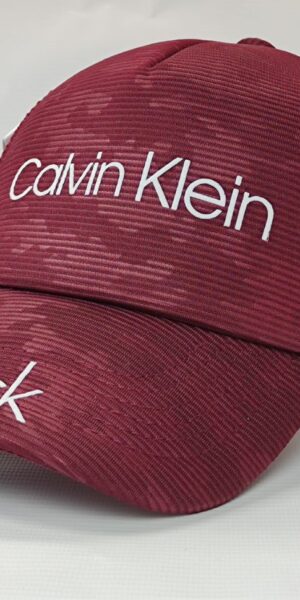 Gorra Clasica - CK Clasico - Vinotinto Malla - Ajuste Plastico