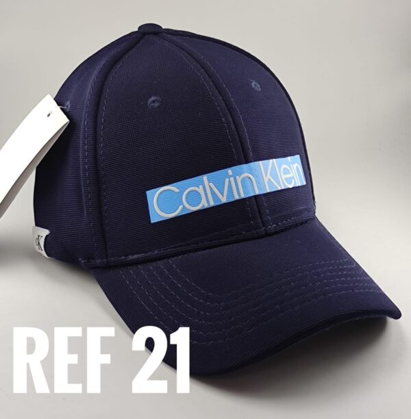 Gorra Clasica - CK Línea Azul - Azul Oscuro Flex - Ajuste Hebilla
