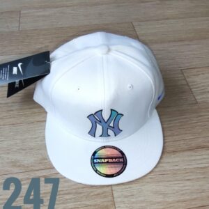 Gorra Clasica - Ni New York -  Plana Blanco - Ajuste Plastico
