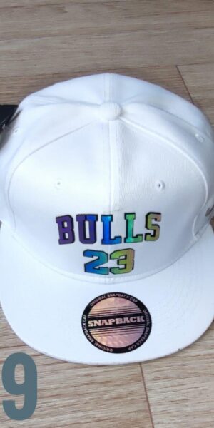 Gorra Clasica - Ni Bulls 23 -  Plana Blanco - Ajuste Plastico