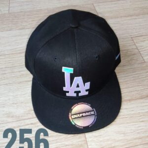 Gorra Clasica - Ni  LA -  Plana Negro Ajuste Plastico