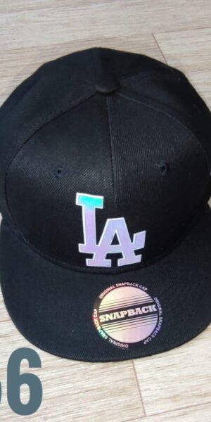 Gorra Clasica - Ni  LA -  Plana Negro Ajuste Plastico