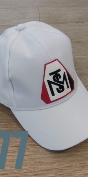 Gorra Clasica - Mon Fondo Rojo - Blanco Flex - Ajuste Hebilla