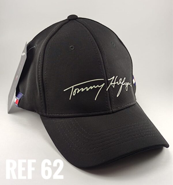 Gorra Alumbra en la Oscuridad - Tom Firma - Negro Flex - Ajuste Hebilla