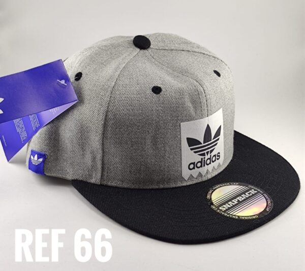 Gorra Clasica - Adi Zig Zag - Plana Gris Visera Negro - Ajuste Plástico