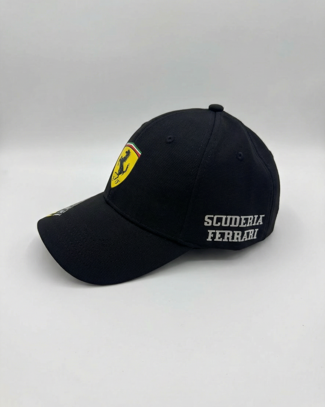 Gorra New Edition - Ferrari Lineas Amarillas - Flex Negro - Image 3