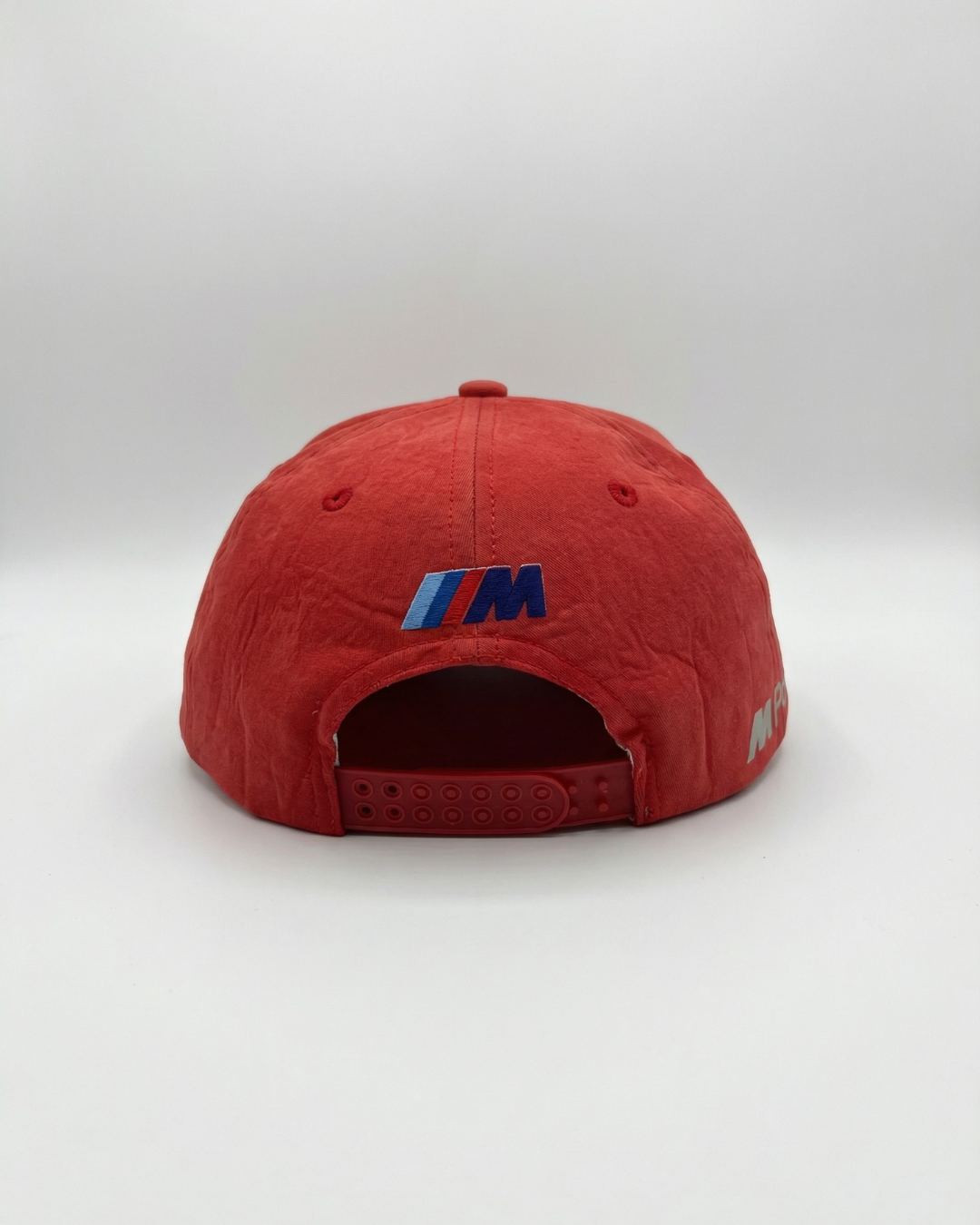 Gorra New Edition - BMW MPower - Plana Gamuzada Rojo - Image 6
